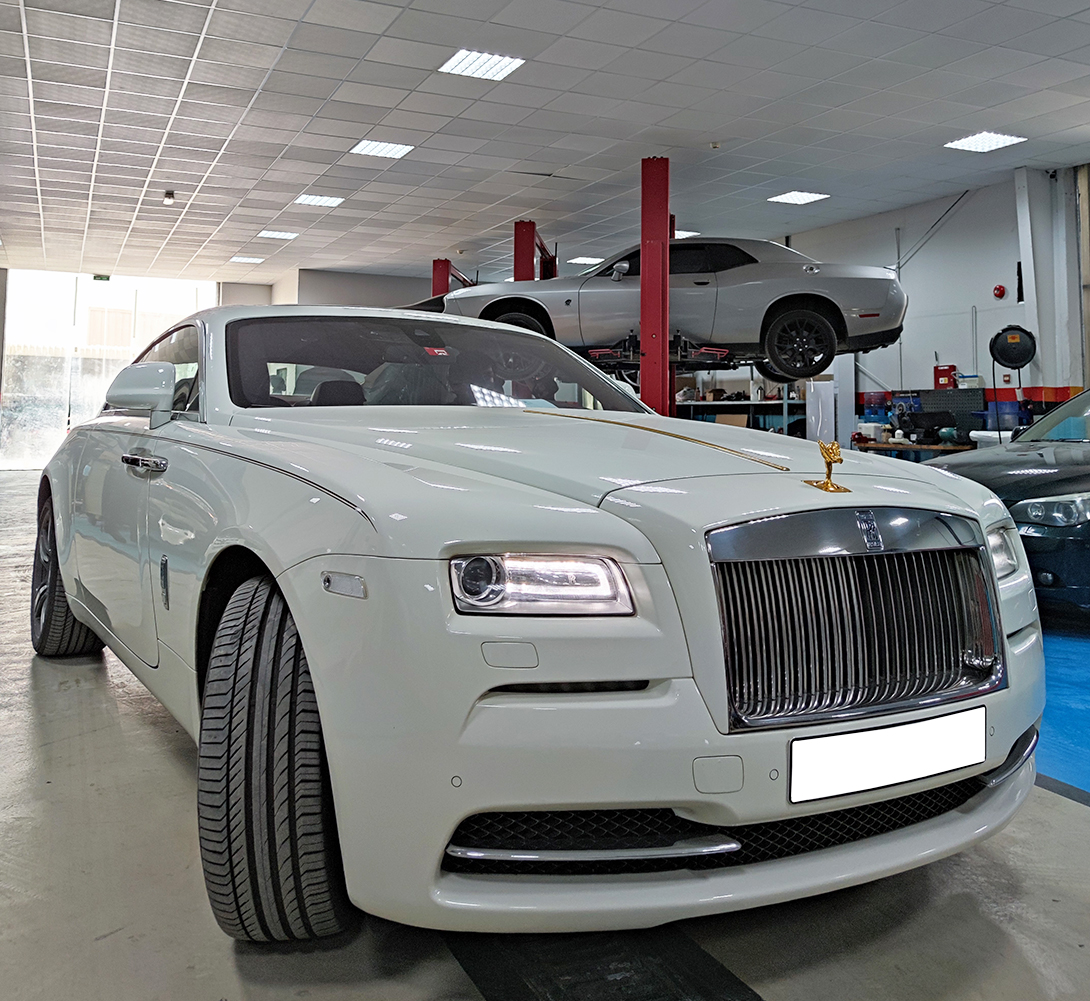 Rolls-Royce-service-center-Dubai