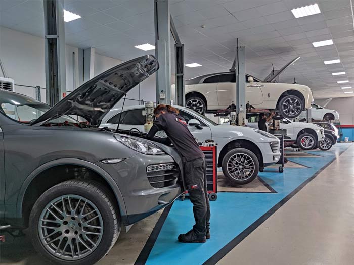 German Car Workshop Dubai