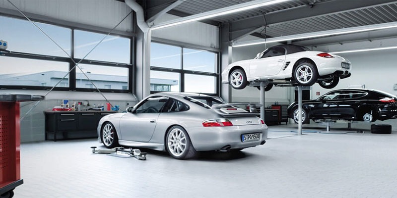 Porsche service center Dubai