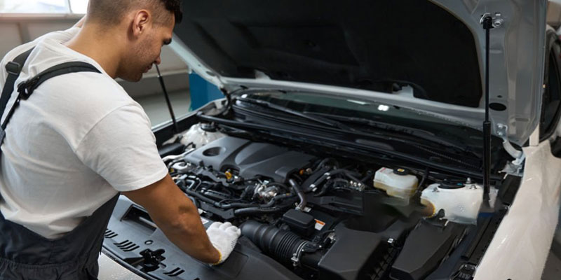 You are currently viewing Important Information About Luxury Car Repair and Maintenance