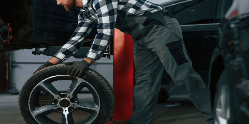 You are currently viewing Vital Information to Keep your Luxury Car in a Perfect Condition