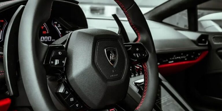 Read more about the article Luxury Car Care in Dubai: What Makes Dodge and Lamborghini Service Unique